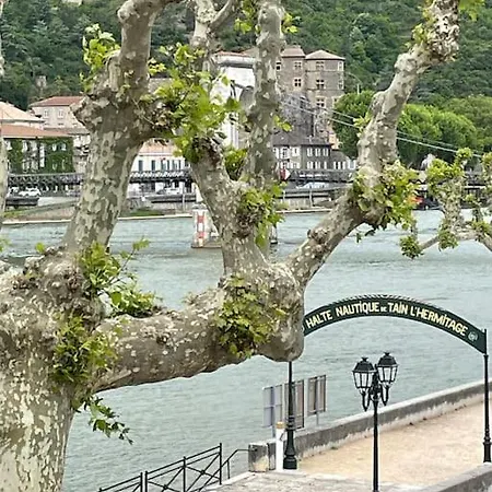 La Batellerie, Vue Sur Rhone 别墅